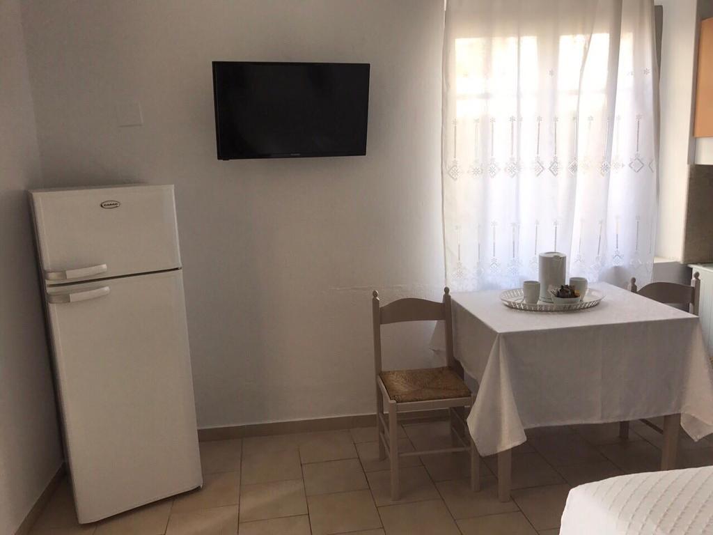 Milos Apartments Adamantas  Buitenkant foto